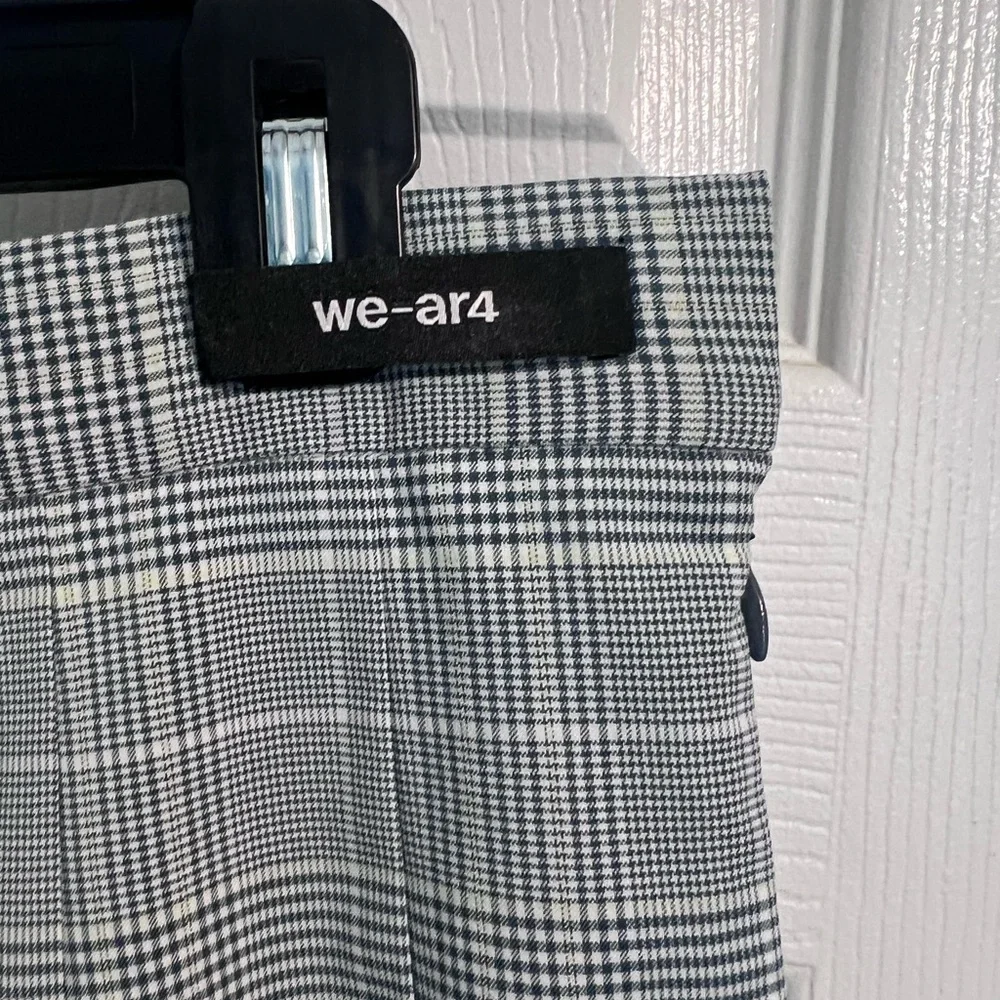 NWT | We AR4 Gray Soft Green Plaid Pleated A-Line Skirt, Size S